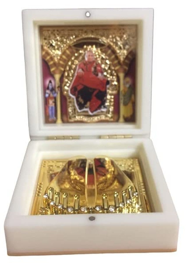 RK Basics Gurujii Charan Paduka مطلي بالذهب | GuruJi Maharaja Swaroop | Guru Ji Devotional Charan Paduka | صندوق الصلاة جورو جي ميني عرض ثلاثي الأبعاد لون أبيض - Image 1